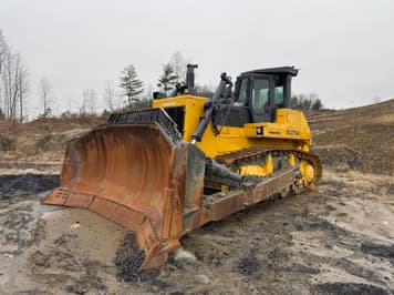 Main image Komatsu D375A